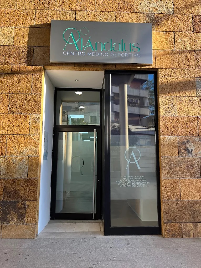 Entrada Clínica Inegral Salud AlAndalus Huelva